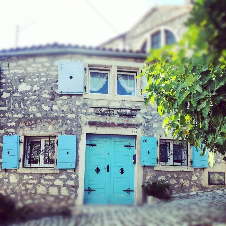Villa Segalla 로비니 외부 사진